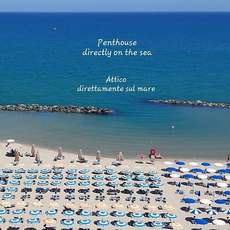 Апартаменти La Terrazza Sul Mare Монтезільвано Екстер'єр фото