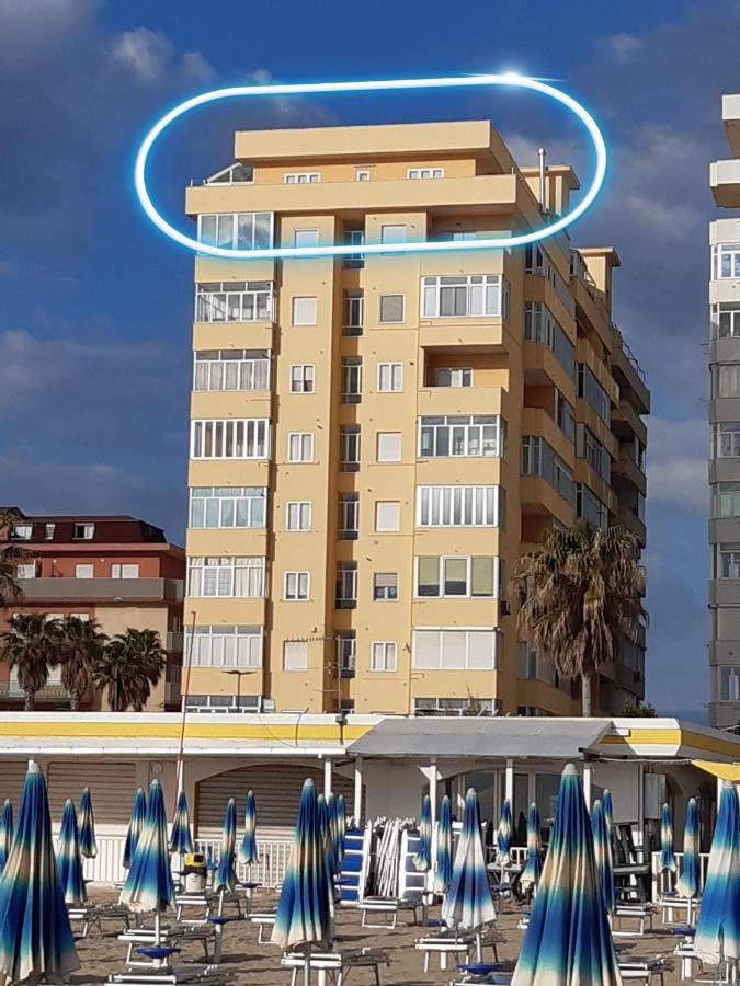Апартаменти La Terrazza Sul Mare Монтезільвано Екстер'єр фото