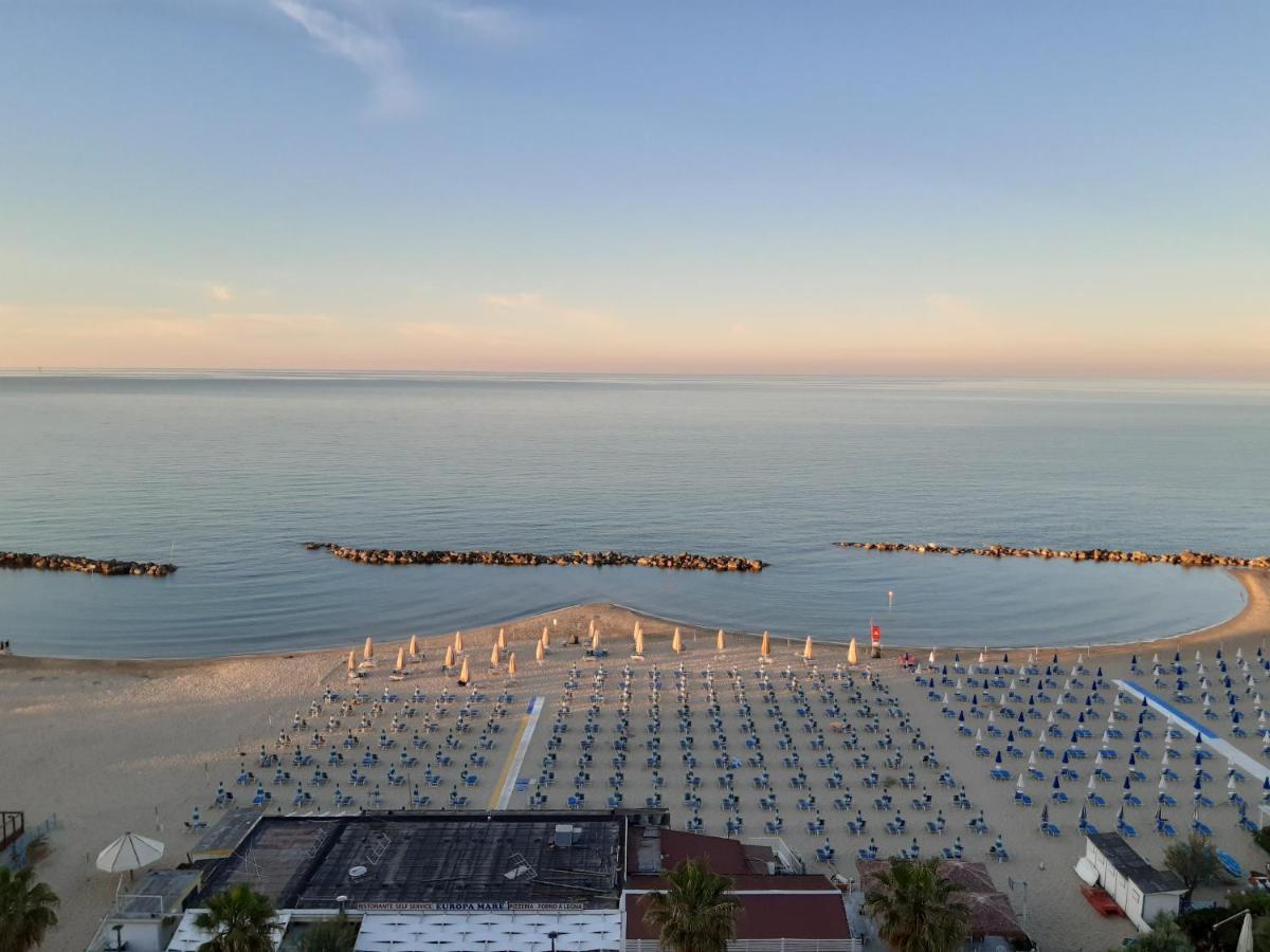 Апартаменти La Terrazza Sul Mare Монтезільвано Екстер'єр фото